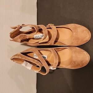 Brand New. Steve Madden Tan Suede Block Heels